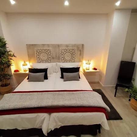 Plaza San Marcos Casco Historico 이코드레로스비노스